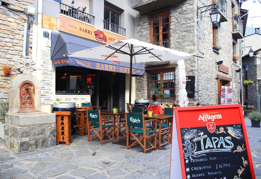 Barri Antic Hostel & Pub Andorra la Vella Exterior photo